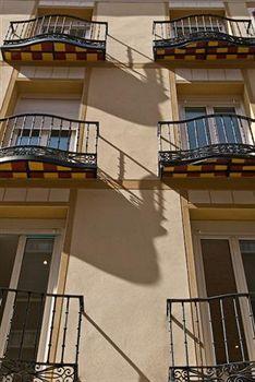 Apartamentos Prado Madrid Exterior photo